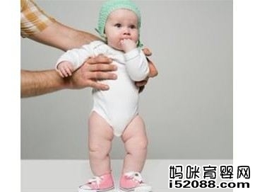 远离罗圈腿勿让宝宝过早学站立  