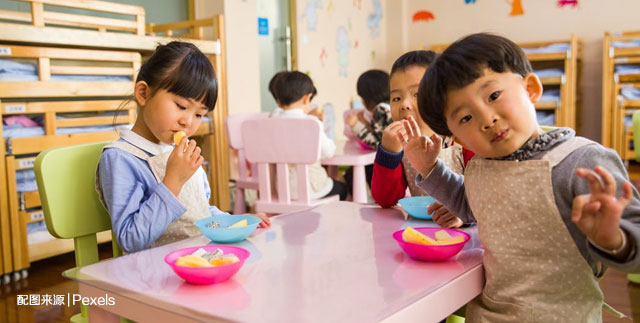 宝宝夏天挑食怎么办？