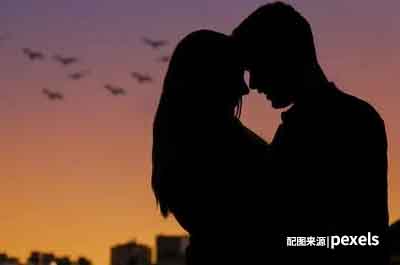 备孕期应该吃什么叶酸好呢?