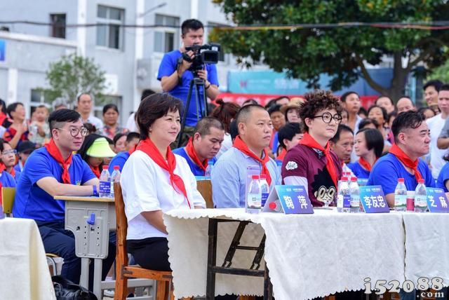 松堡王国为爱相聚，公益红安行捐赠仪式圆满结束！