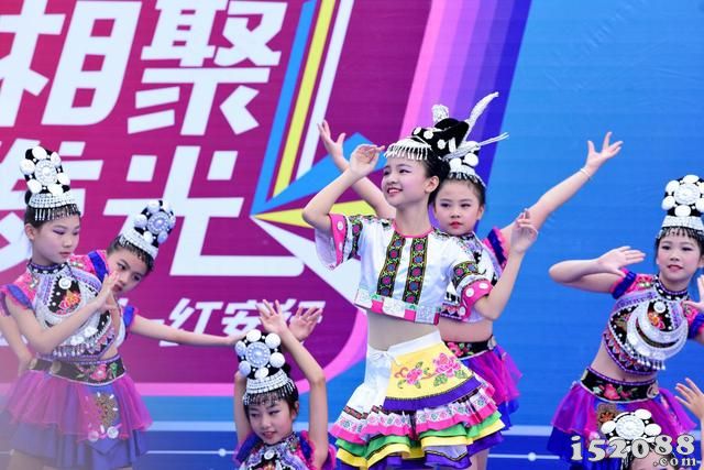松堡王国为爱相聚，公益红安行捐赠仪式圆满结束！
